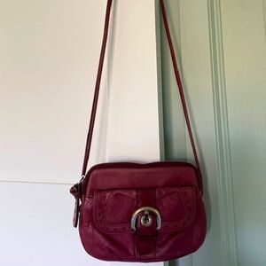 B.Makowsky genuine leather small crossbody bag raspberry red